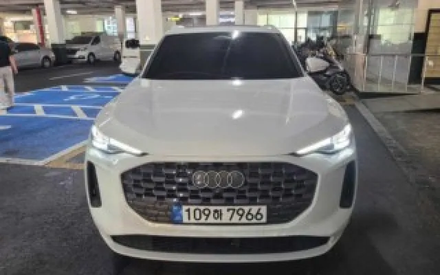 인천중고차구입대출 Q5 (80A) 40 TFSI 콰트로 어드밴스드 매물 사진 18 - 2025/12 6,102km